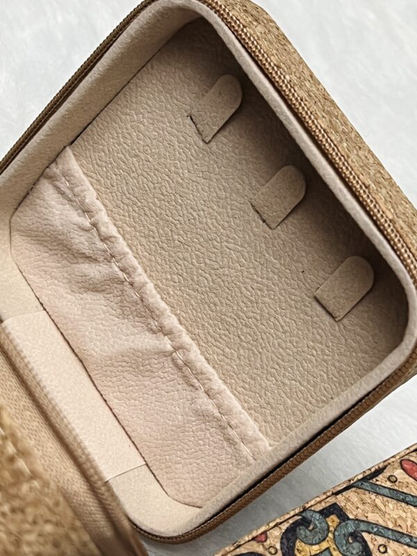 Zayna Jewelry Box - Image 5